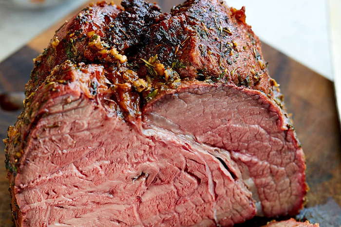 Rotisserie Top Round Roast With Garlic and Herbs – L&M Meat ...